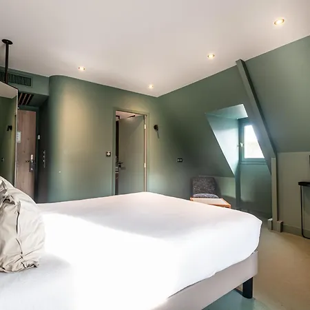 Hotel De La Cité 3*